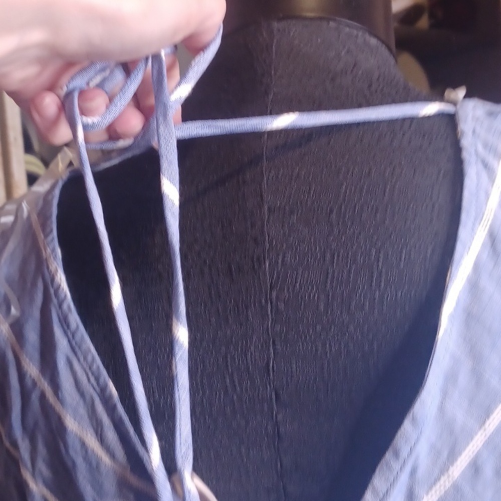 Universal Thread Light Blue and White Striped Midi Dress - Picture 4 of 6